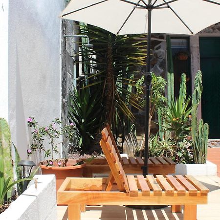 Hostal Pimampiro Puerto Baquerizo Moreno Kültér fotó